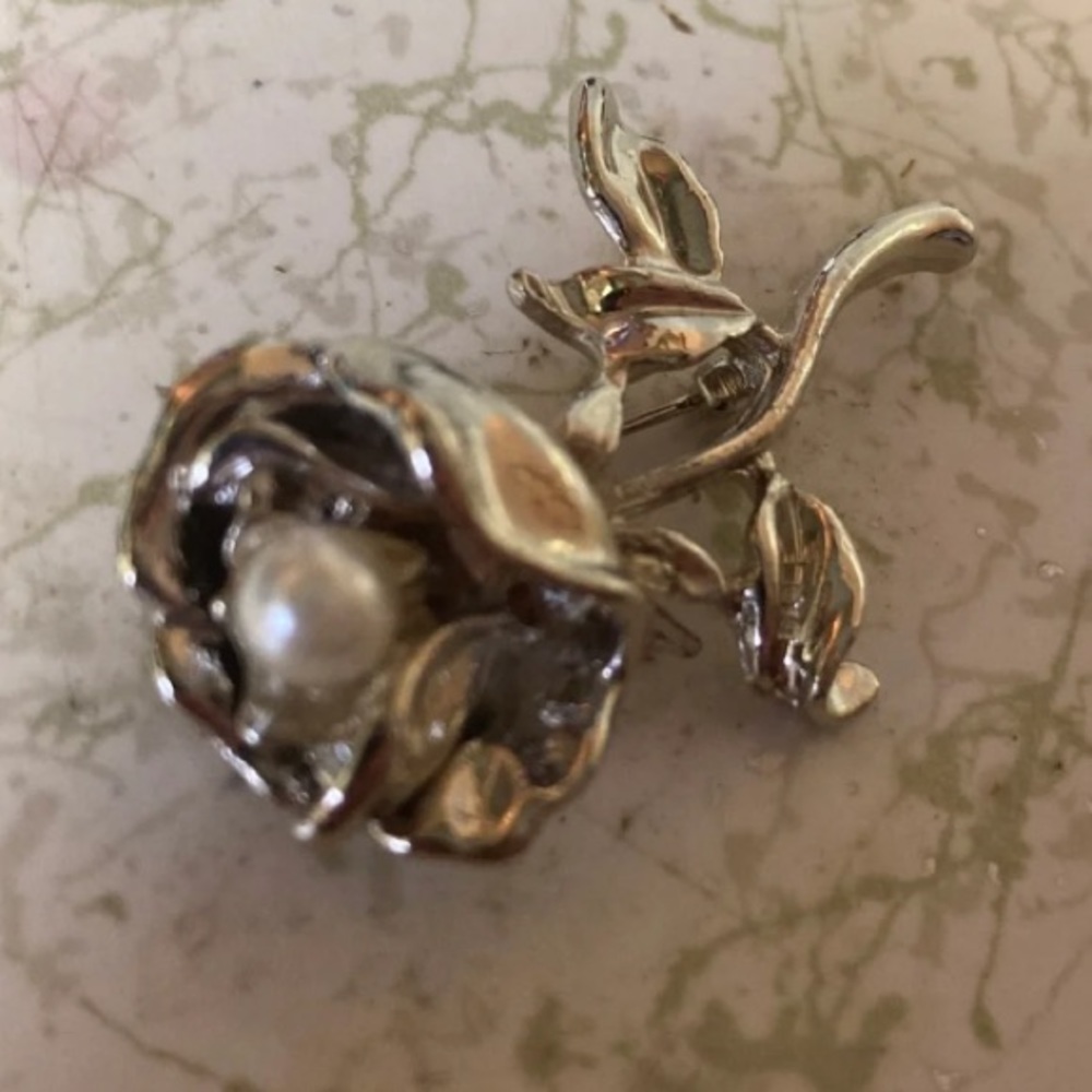 Silver plated rose brooch